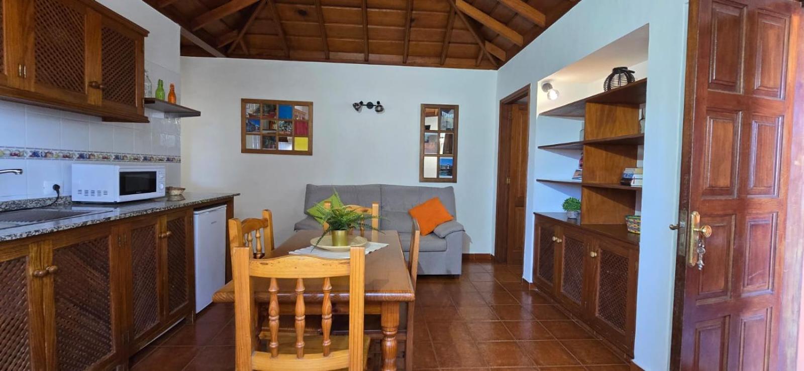 Vivienda Vacacional El Lagar, Bodega A فوينكالينتي دي لا بالما المظهر الخارجي الصورة